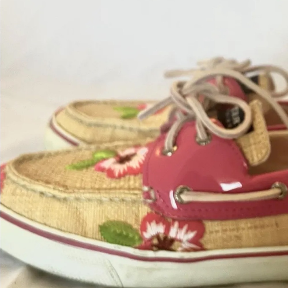 Sperry Topsider Women Floral Embroidered Straw Leather Boat Shoes Pink Beige 9